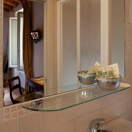 アルベルゴ オロロジオ ホテル 3*