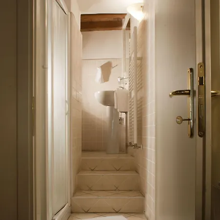 Orologio Ξενοδοχείο 3*