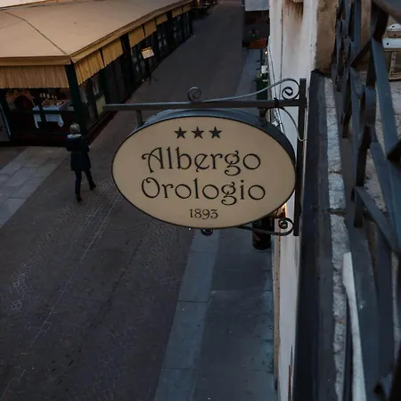Orologio Hotel