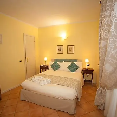 Hotel Orologio 3*