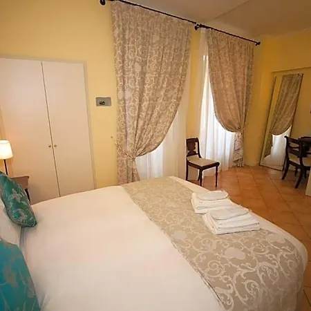 Orologio Hotel
