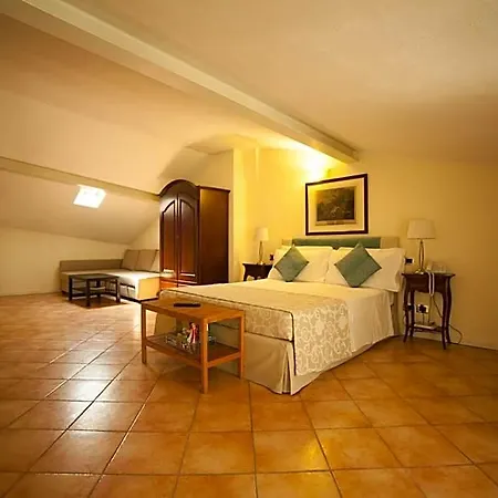 Orologio Hotel