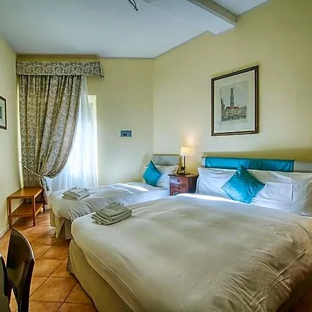 Hotel Orologio 3*