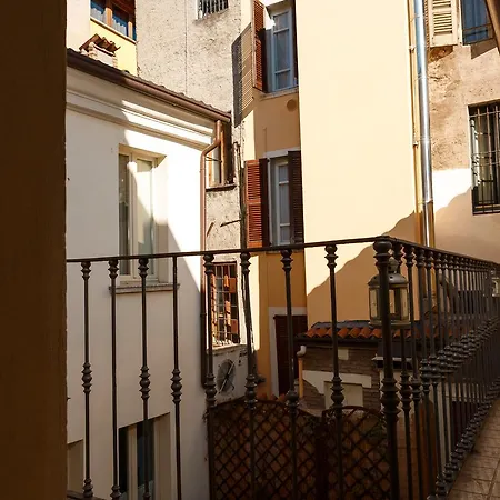 アルベルゴ オロロジオ ブレシア