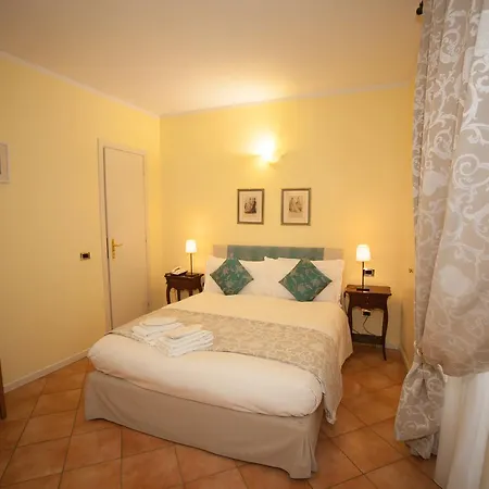 アルベルゴ オロロジオ ホテル